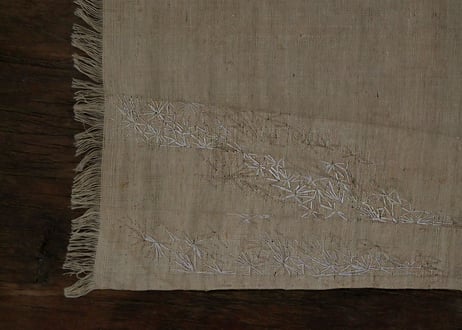 B2-9.    風許 -kazayurushi-　~ 古布と茶染め刺繡~  (茶敷布のみ) / 橘 美彩