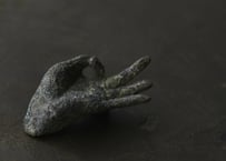 佛手 A.  青銅