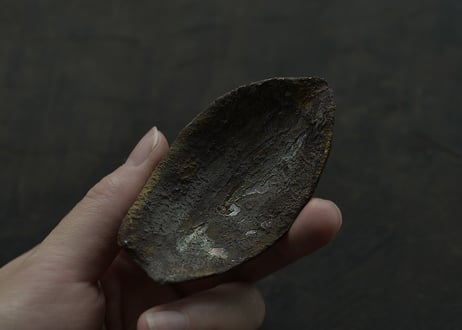 蓮弁 C. 枯漆  微金彩