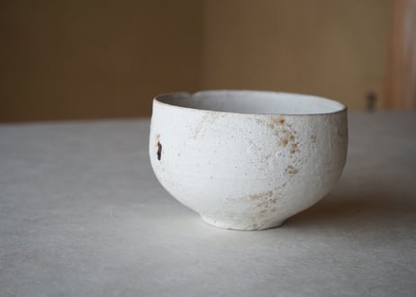 吉田香楠子 / 14 白化粧楢灰 茶碗