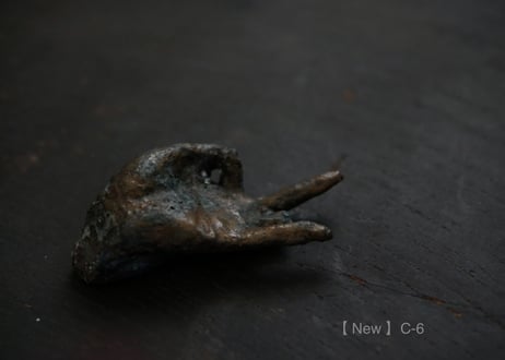 佛手 C.   黄銅・緑青