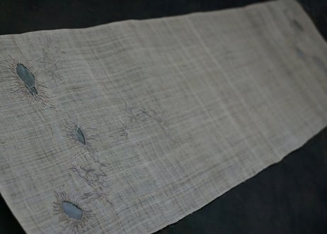 B2-1.    冰来 -hyorai-　~ 古布と茶染め刺繡~  (茶敷布のみ )/ 橘 美彩