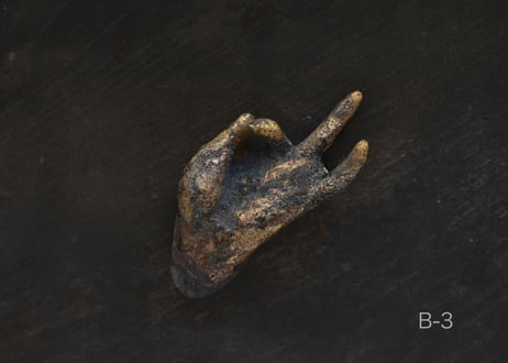 佛手 B.  微緑青 金彩