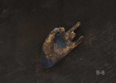 佛手 B.  微緑青 金彩
