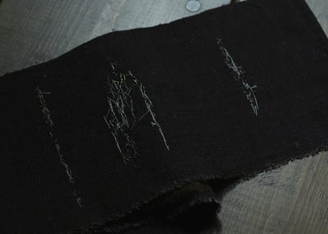 B2-7.    香綴 -kotsuzuri-　~ 古布と茶染め刺繡~  (茶敷布のみ) / 橘 美彩