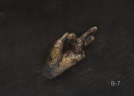 佛手 B.  微緑青 金彩