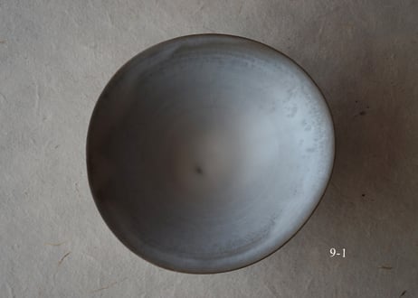 吉田香楠子 / 9 美濃炻器 鉢