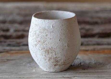 吉田香楠子 / 12　白化粧楢灰 茶杯