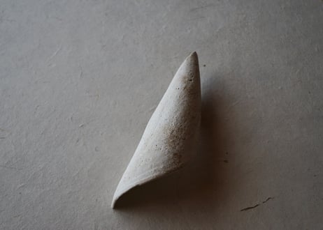 吉田香楠子 / 17-1 白化粧楢灰 茶則