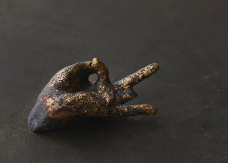 佛手 B.  微緑青 金彩