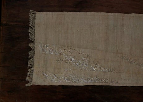 B2-9.    風許 -kazayurushi-　~ 古布と茶染め刺繡~  (茶敷布のみ) / 橘 美彩