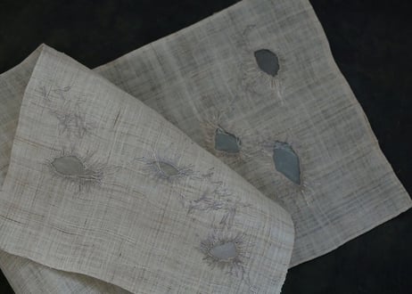 B2-1.    冰来 -hyorai-　~ 古布と茶染め刺繡~  (茶敷布のみ )/ 橘 美彩