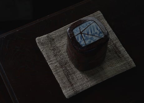 D-1  古帛紗＋中国漆器 青花陶片合子 -KINTSUGI- （2-Piece Set ）  /  西川はるえ