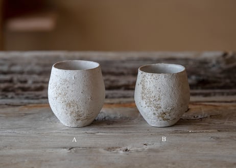 吉田香楠子 / 12　白化粧楢灰 茶杯