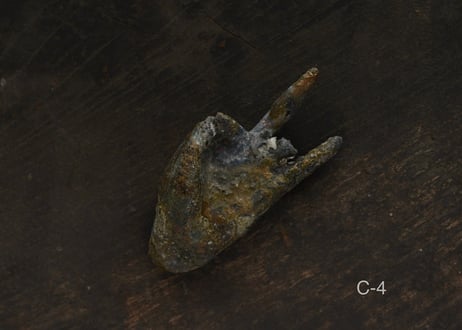 佛手 C.   黄銅・緑青