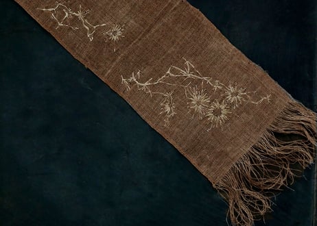 B2-3.    悠雨 -yusame-　~ 古布と茶染め刺繡~  (茶敷布のみ) / 橘 美彩