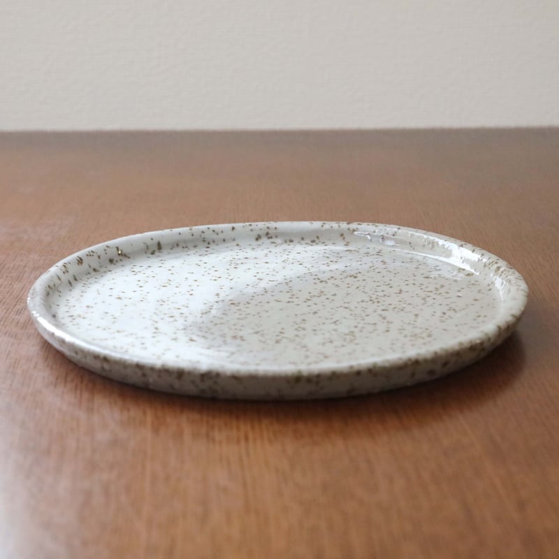 SALE】グレーの御影土 刷毛目模様のプレート皿 還元焼成 ＊ 1 | 創作