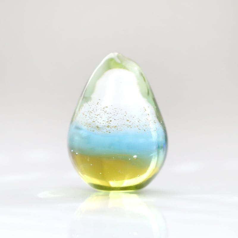 国産水晶のオブジェ 美品 希少品 ガラスの雫の小さなオブジェ 「seaside horizon」 | 創作工房 あめつち薫る