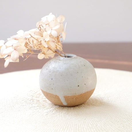 工房あめつち　一輪挿し　鶴　 新品未使用　花器 CATEGORY 陶器（花器） | 創作工房 あめつち薫る