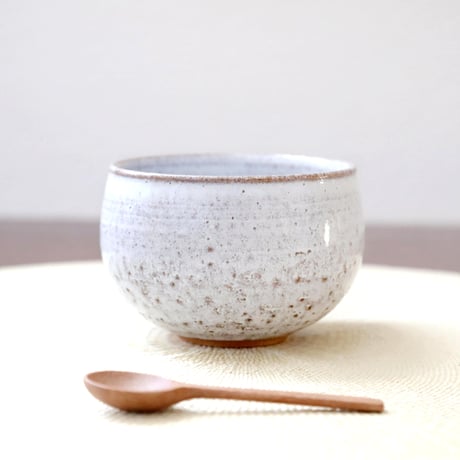 工房あめつち　あめつち　小箱　陶箱　蓋物　ふたもの　長方形　くま　熊　松の木　松 創作工房 あめつち薫る