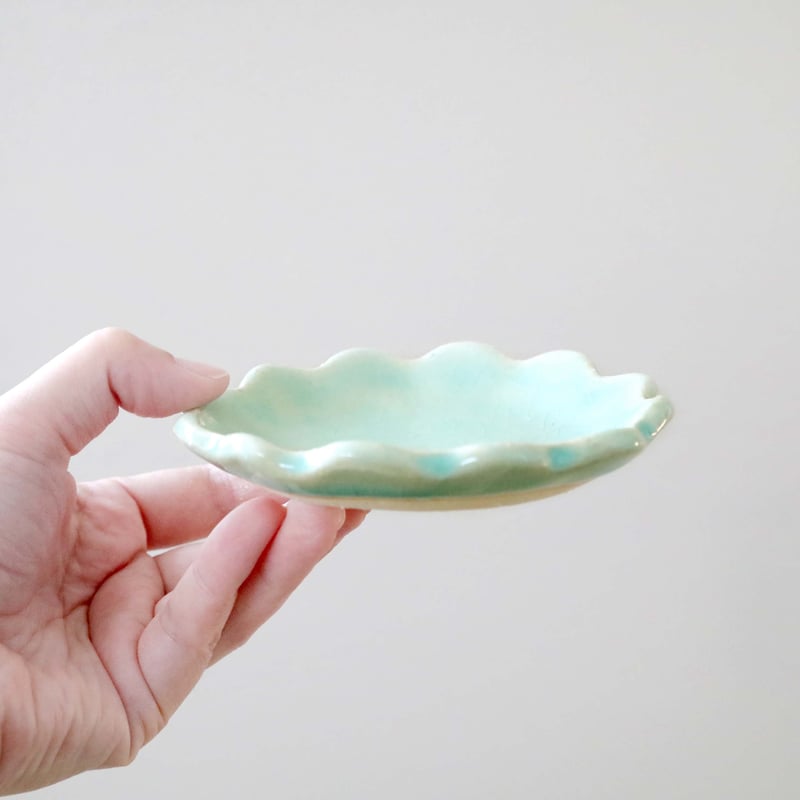 SALE】十二花弁輪花小皿 水色ガラス | 創作工房 あめつち薫る