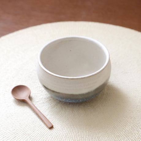 【SALE】マット釉と水色釉薬のかけ分けボウル