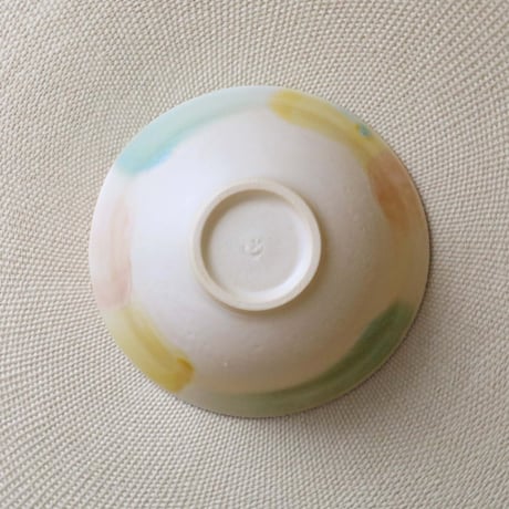 【SALE】生成色のマット釉と春色三彩のリム碗