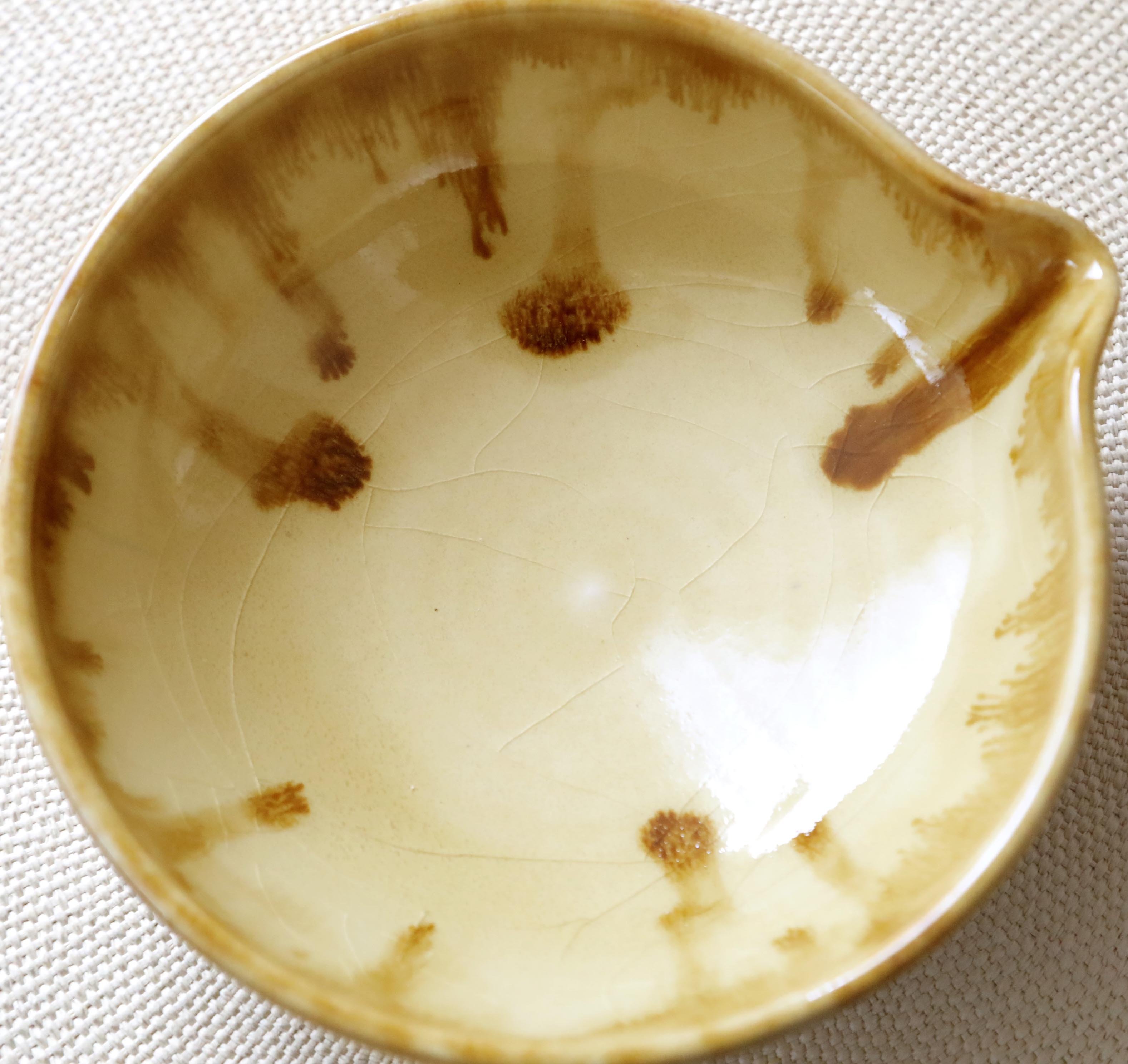 工房あめつち　小鉢１枚　新品未使用 SALE】流れる飴色の片口鉢 | 創作工房 あめつち薫る