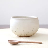 赤陶土と白マット釉のお湯のみ ＊ １