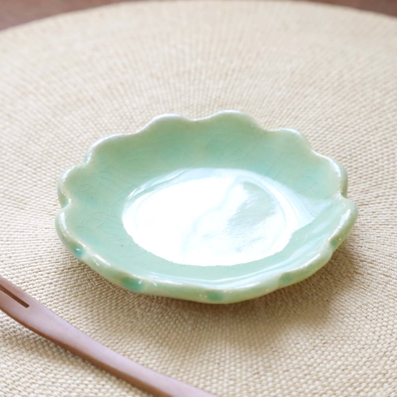 SALE】十二花弁輪花小皿 水色ガラス | 創作工房 あめつち薫る