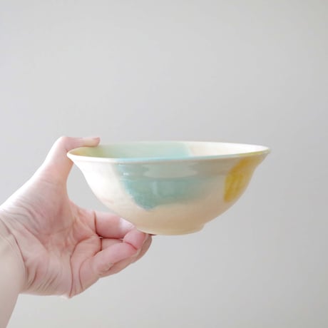 【SALE】生成色のマット釉と春色三彩のリム碗