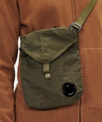 【C.P.COMPANY】Nylon B Shoulder Pack