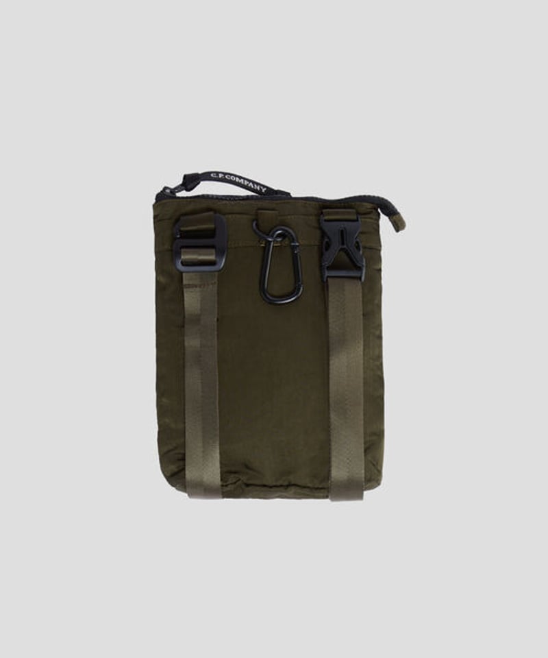 C.P.COMPANY】Nylon B Crossbody Pouch | MICHELLE