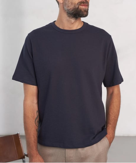 【About Companions】Boxy grain jersey t-shirt Anton in dark navy