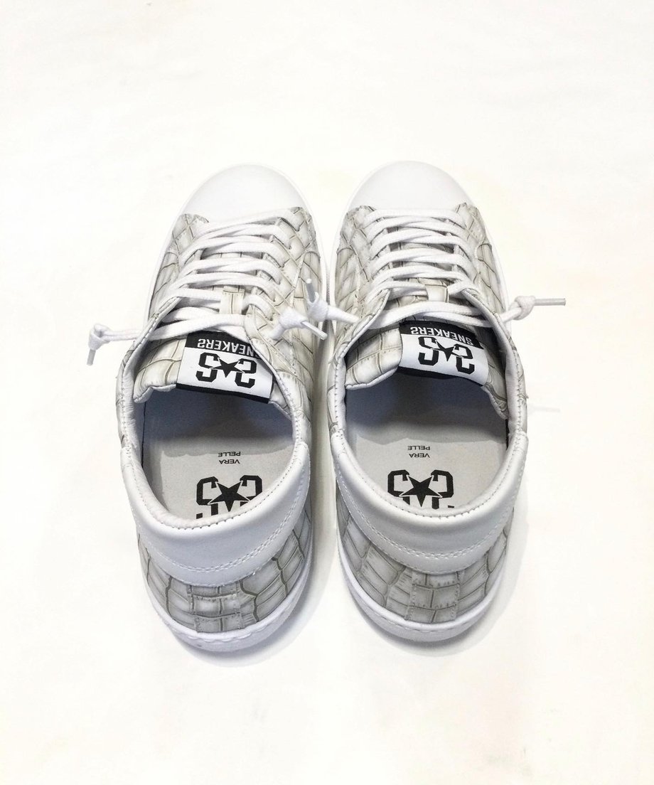 66516b5b4adcc21683d0bb73