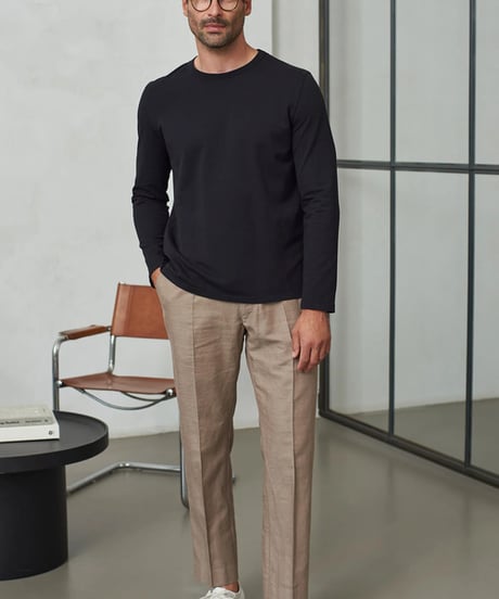 【About Companions】Casual light summer jumper Lars in black