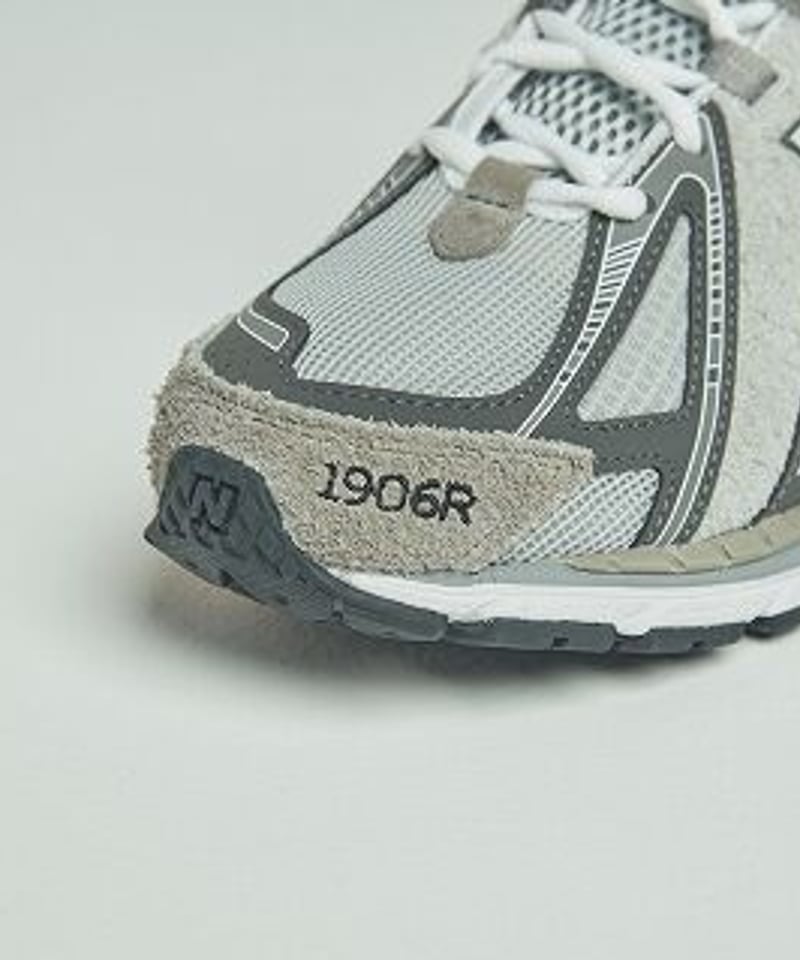 New Balance × N.HOOLYWOOD × INVINCIBLE M1906RNI