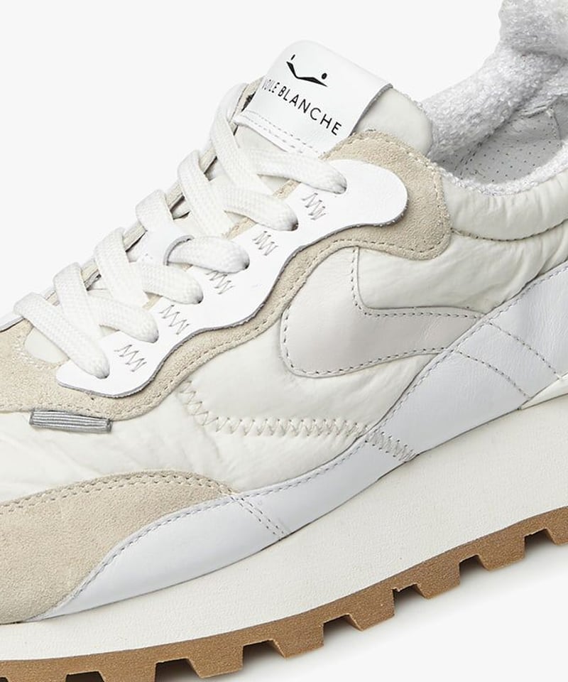 VOILE BLANCHE】QWARK HYPE MAN | MICHELLE STORES