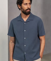 【About Companions】Organic cotton waffle crepe short-sleeve shirt Kuno in blue