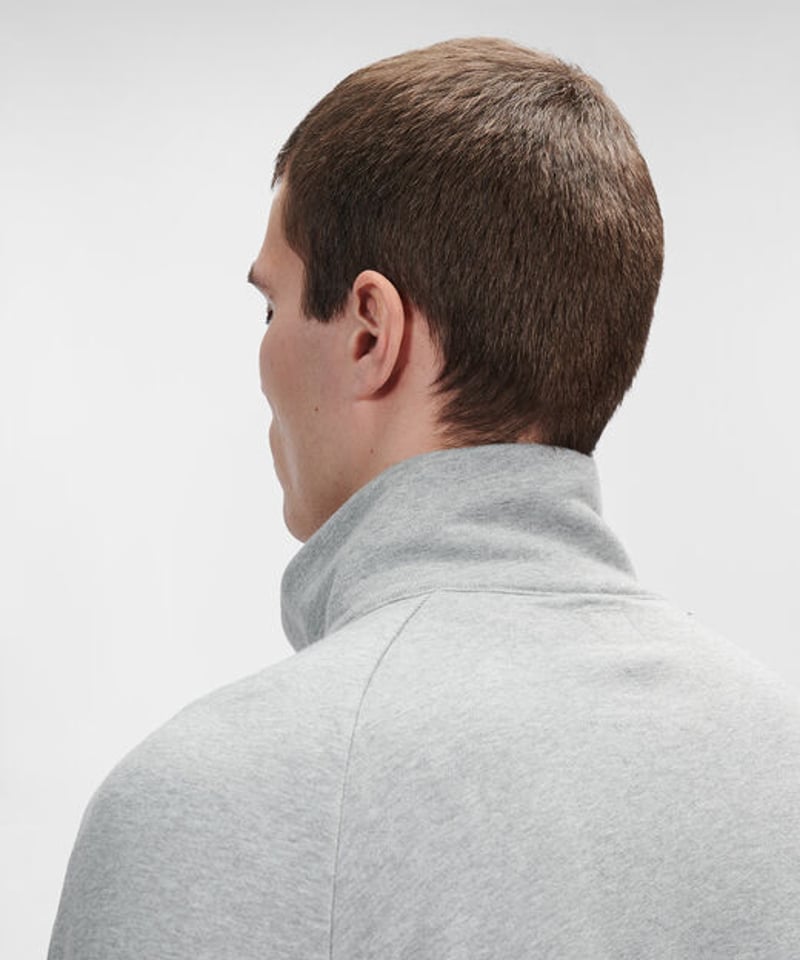C.P.COMPANY】Diagonal Raised Fleece Zipped Swea