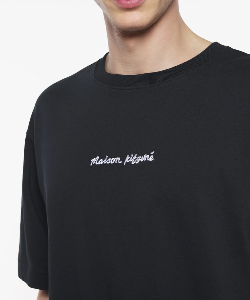 MAISON KITSUNE】MAISON KITSUNE LINE HANDWRITING
