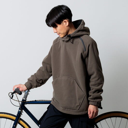 narifuri × WILD THINGS】 POLARTEC ハーフジップパーカー |