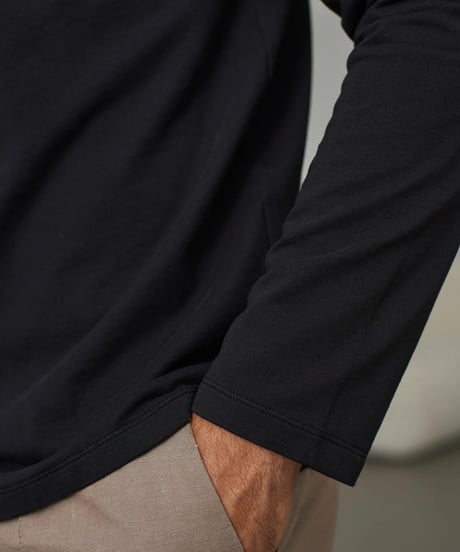 【About Companions】Casual light summer jumper Lars in black