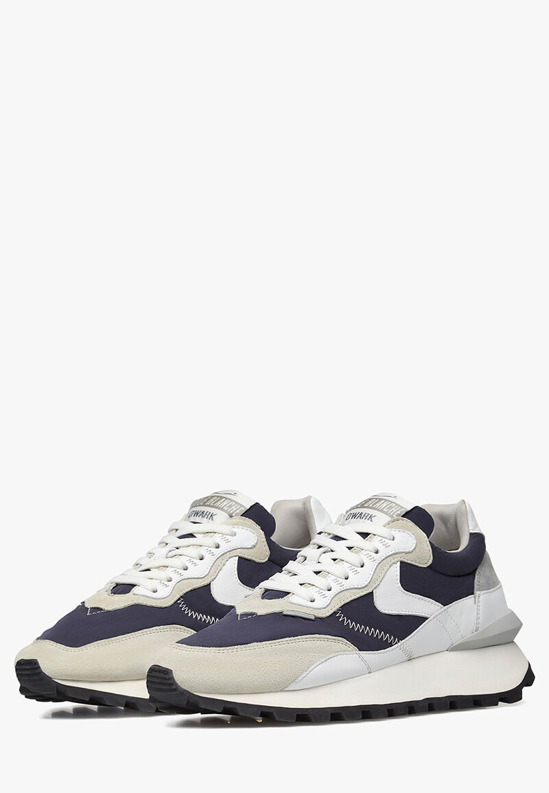 VOILE BLANCHE】QWARK HYPE MAN | MICHELLE STORES