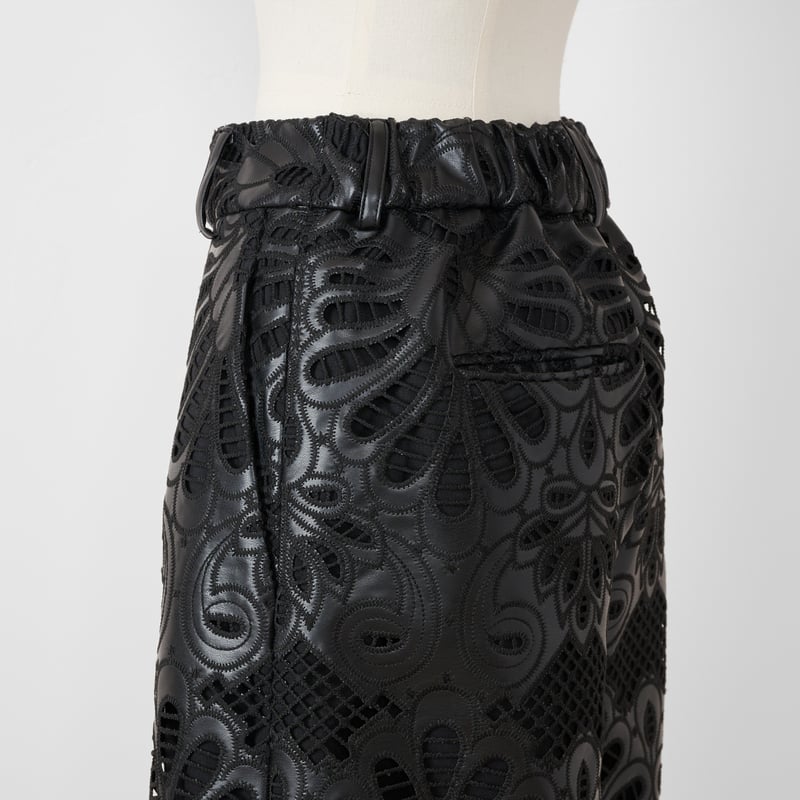 【新品】Heve Leather Lace Scalap PT BLACK 再予約】Leather Lace Scalap PT black | HEVE