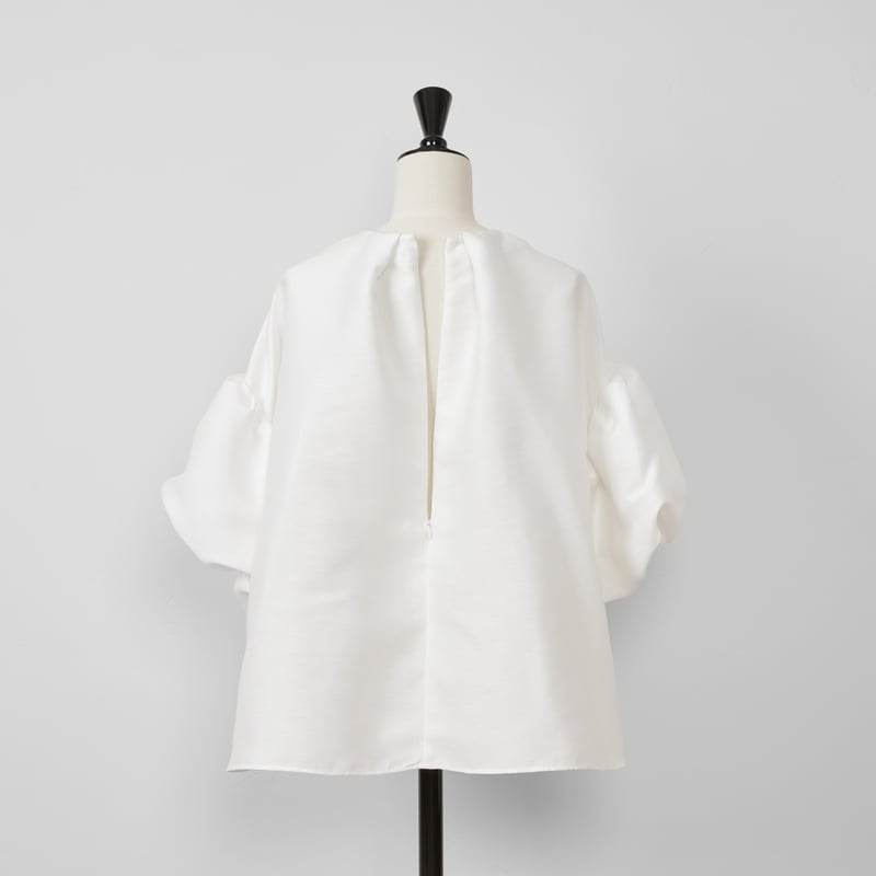 Whip Ballon Sleeve BL white | HEVE