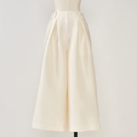 予約】Silky Cape BL vanilla | HEVE