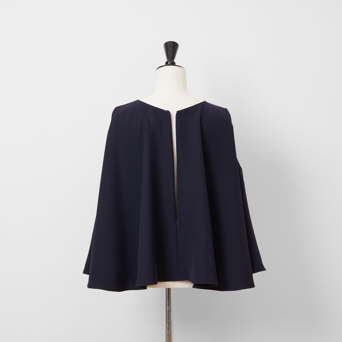 新品未使用　Heve ヘイブ　Papillon Blouse ネイビー 予約】Papillon Blouse navy | HEVE