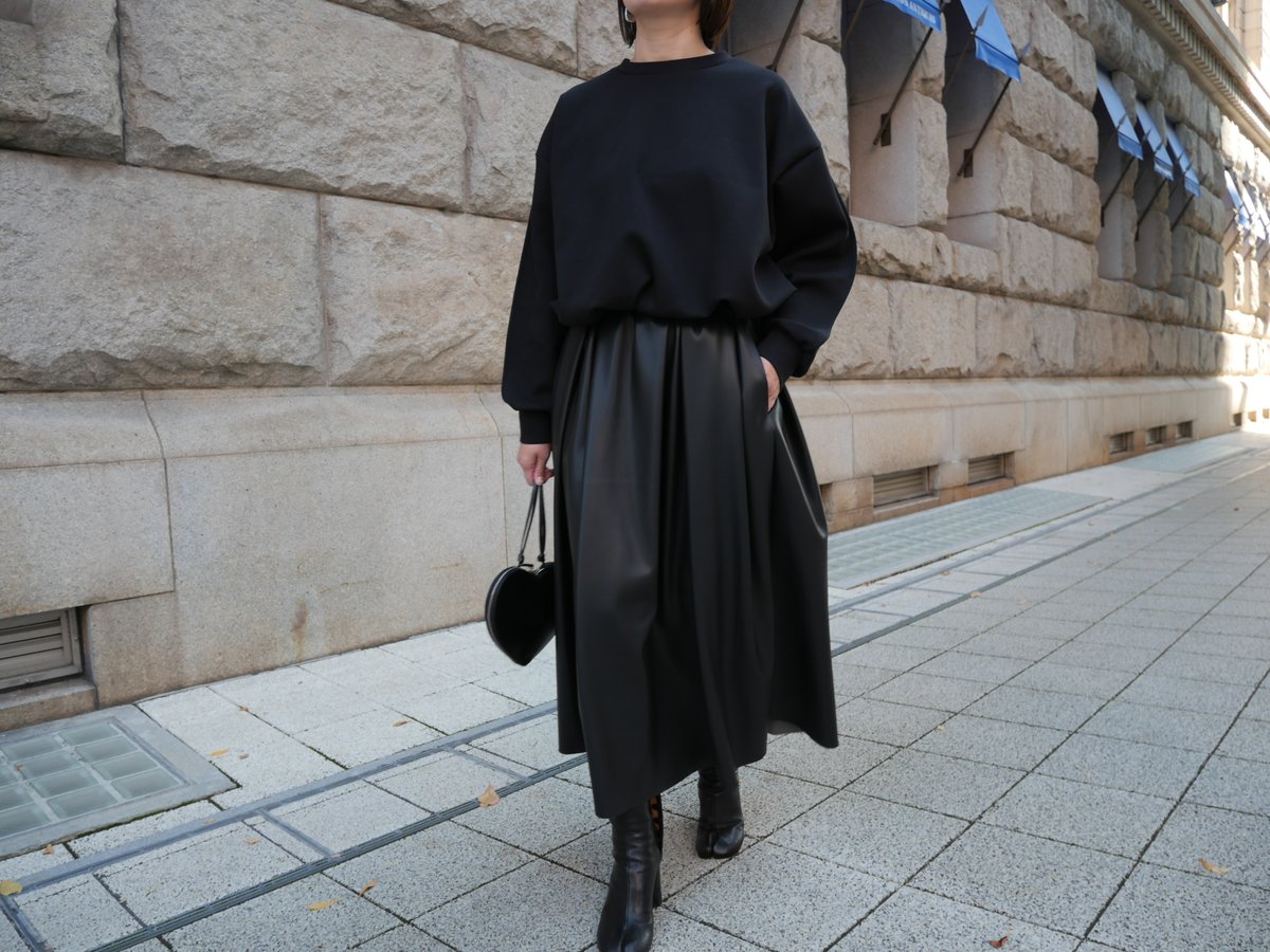 Cloud Balloon Sweat black | HEVE