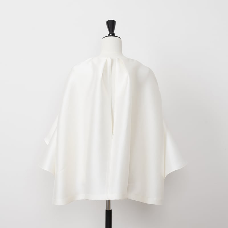 予約】Silky Cape BL vanilla | HEVE